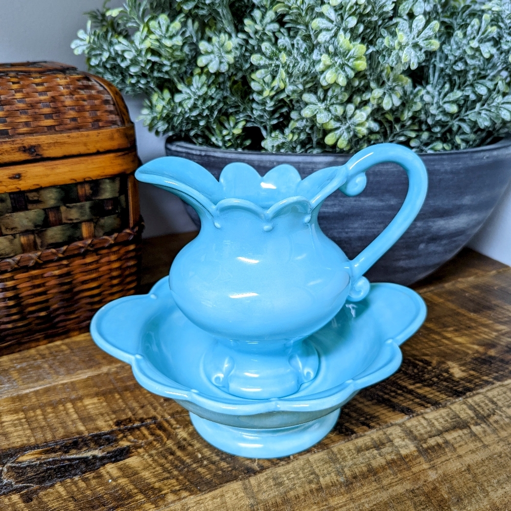Vintage Atlantic Mold Bowl and Pitcher Set Turquoise